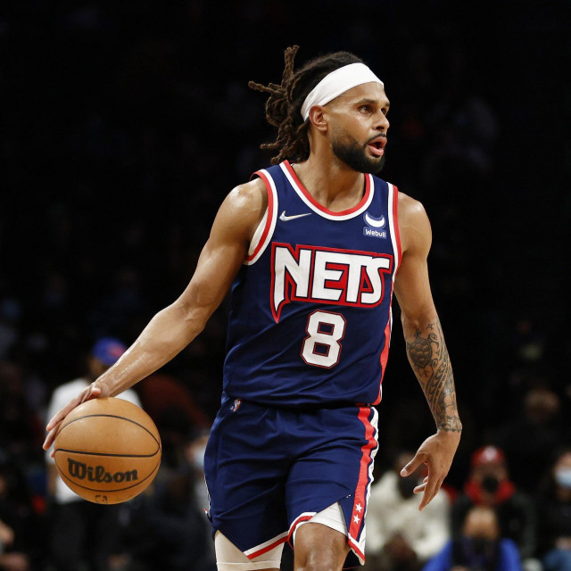 Brooklyn Netsi nemaju dovoljno igrača na raspolaganju pa su morali odgoditi utakmicu.


 
