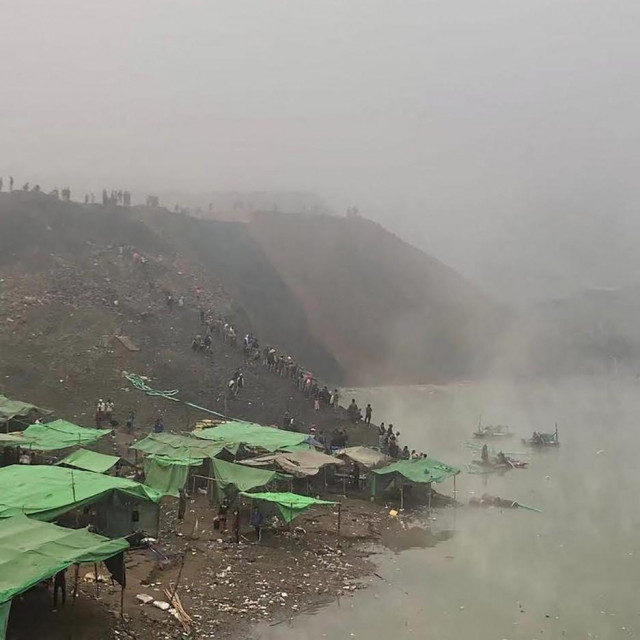 Spašavanje zarobljenih rudara.
