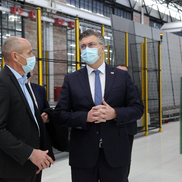 Predsjednik Vlade Andrej Plenkovic posjetio je tvrtku KFK u Rugvici
