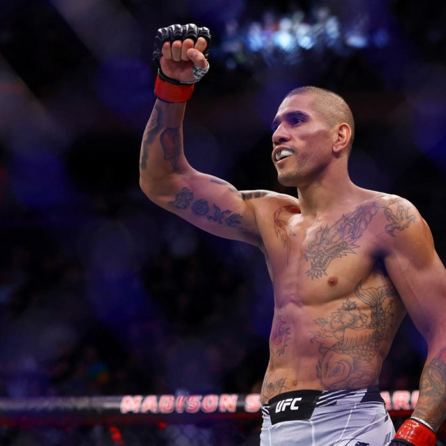 NEW YORK, NEW YORK - NOVEMBER 06: Alex Pereira celebrates after his TKO victory against Andreas Michailidis in their middleweight bout during the UFC 268 event at Madison Square Garden on November 06, 2021 in New York City. Mike Stobe,Image: 641933788, License: Rights-managed, Restrictions:, Model Release: no, Credit line: Mike Stobe/Getty images/Profimedia