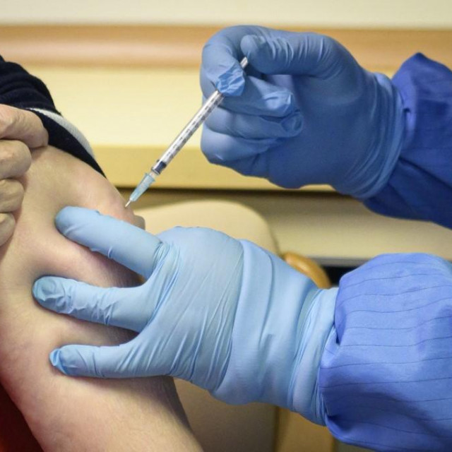 Cijepljenje protiv covida-19
