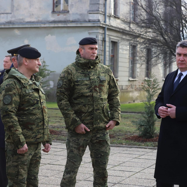 Predsjednik Zoran Milanović posjetio je varaždinsku vojarnu učci obilježavanja 29. obljetnice osnutka 7. gardijske brigade Puma
