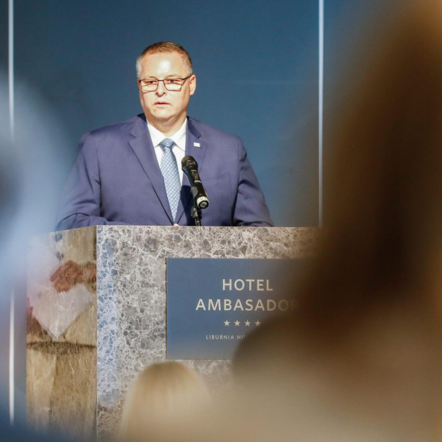 Kristijan Staničić
