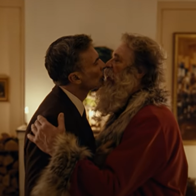 Gej djed božićnjak
