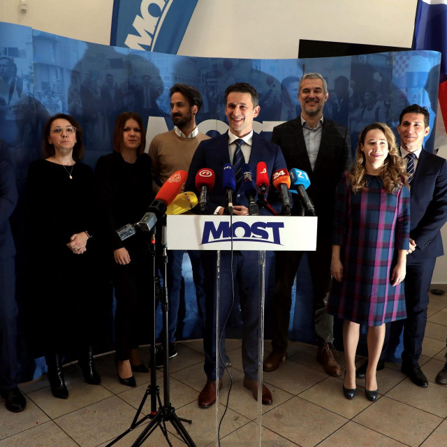 Nikola Grmoja, Božo Petrov, Marin Miletić, Nino Raspudić, Marija Selak Raspudić, Zvonimir Troskot
