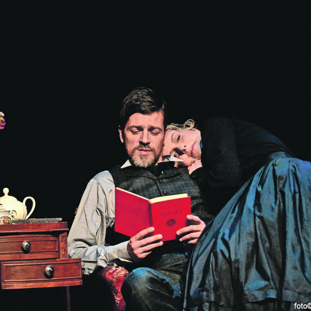 scena iz predstave 'Šenoa i Slava'
