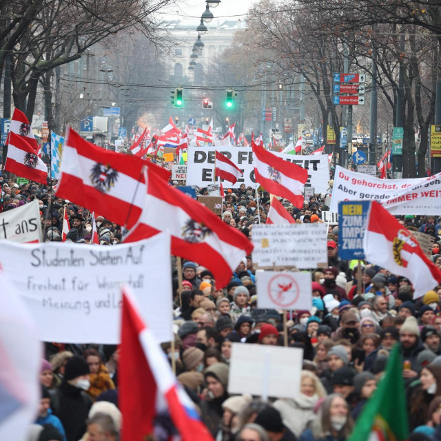 Prosvjed u Beču protiv mjera