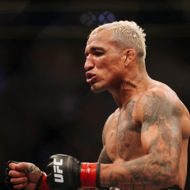 Charles Oliveira
