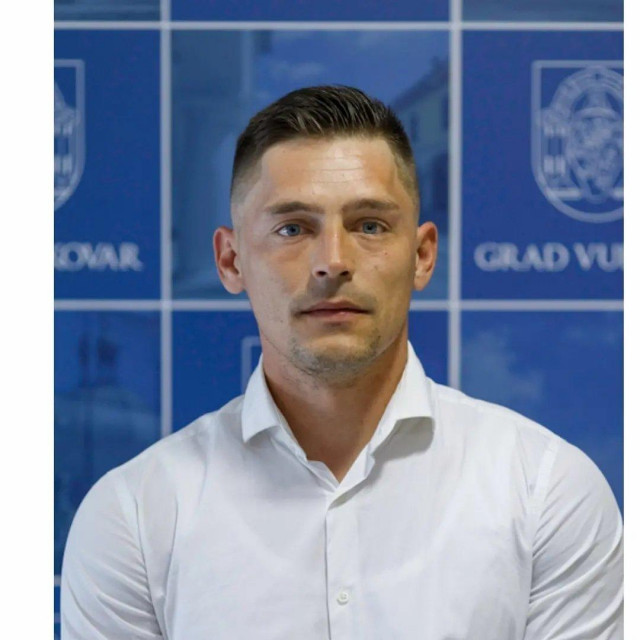 Nemanja Savanović
