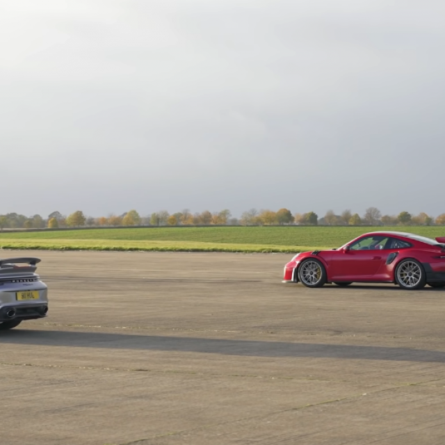 Porsche 911 Turbo S vs Porsche 911 GT2 RS vs Porsche 911 GT3
