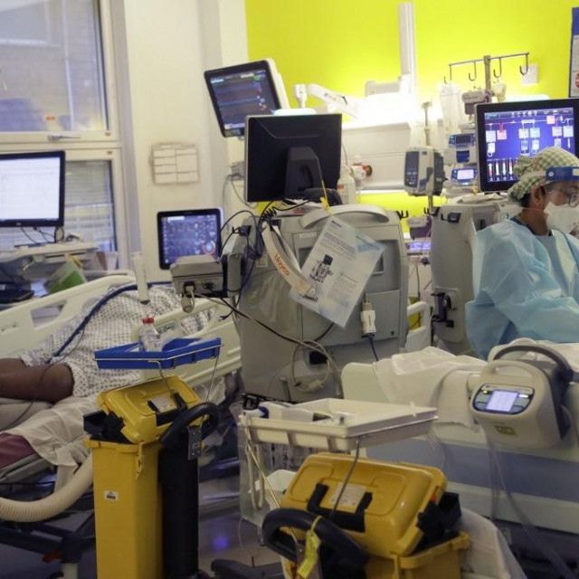 Jedinica intenzivnog liječenja u bolnici u Londonu
