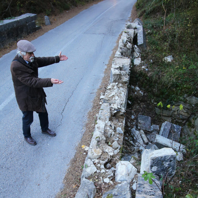 ”Sve će jednom roknuti i neće se do Cetine zaustaviti.”
