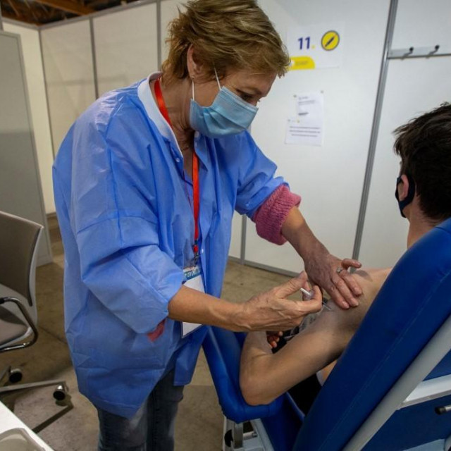 Cijepljenje protiv covida-19
