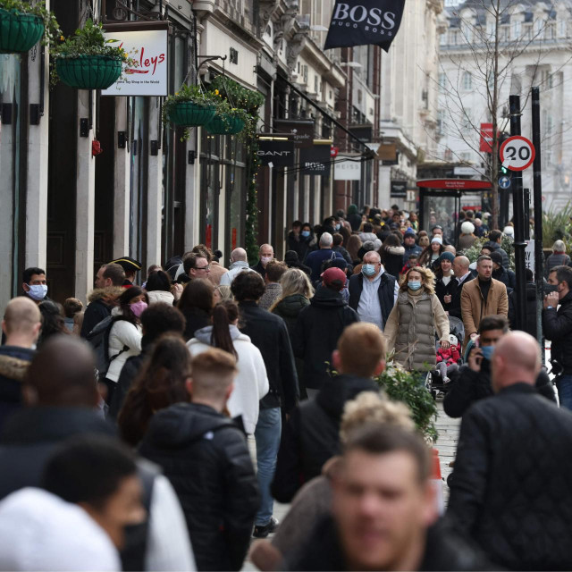 Prizor s ulica Londona
