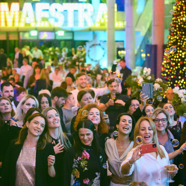 Dobrotvorna večera za djecu iz Dječjeg doma Maestral
