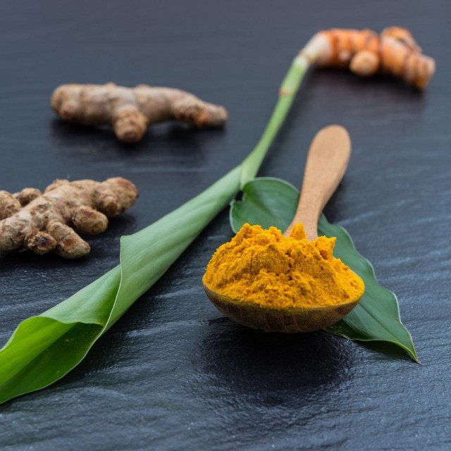  Sastojak koji se tisućama godina koristi u ayurvedskoj medicini, ali i u tradicionalnoj kuhinji je kurkuma kojoj se u ovoj godini predviđa boom u kulinarstvu.
