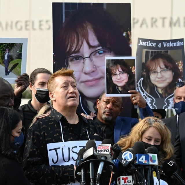 Soledad Peralta i Juan Pablo Orellana, Valentinini roditelji.
