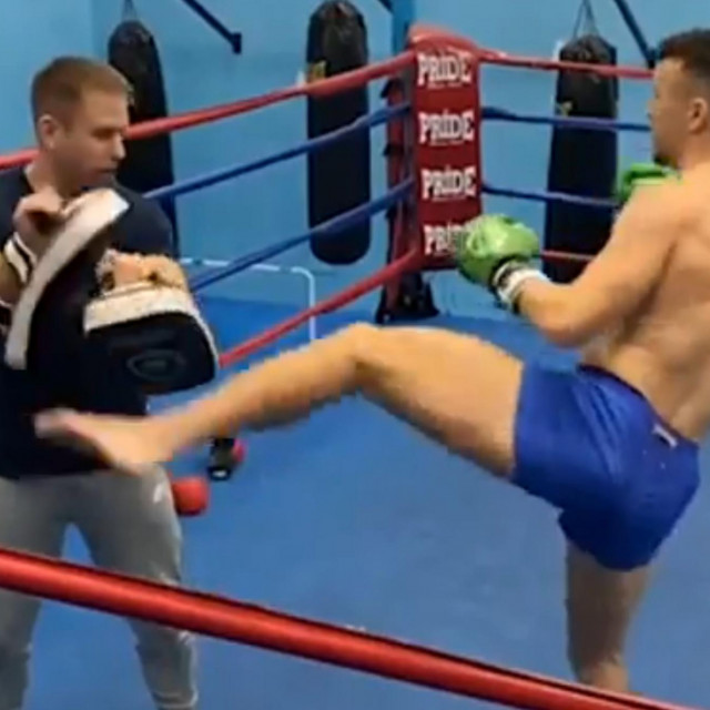 Ivan Perišić na kickbox treningu

