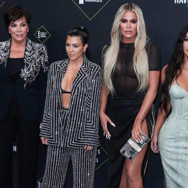 Kris Jenner, Kourtney Kardashian, Khloe Kardashian i Kim Kardashian
