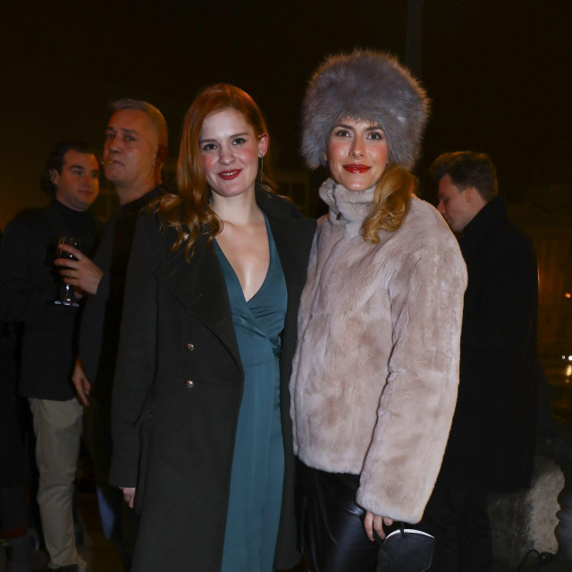 Tesa Litvan, Jelena Perčin Otašević
