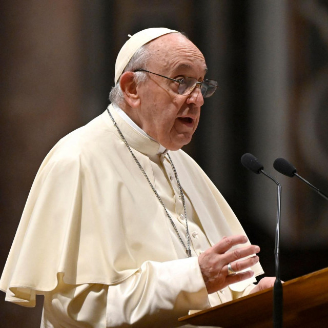 Papa Franjo tijekom večernjeg bogoslužja
