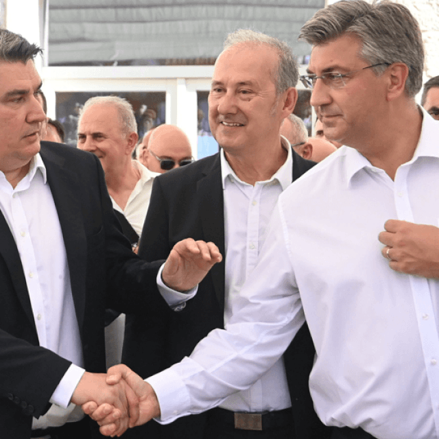Na fotografijama: Zoran Milanović i Andrej Plenković, cijepljenje, Marko Livaja, Sljemenska žičara i Mario Banožić
