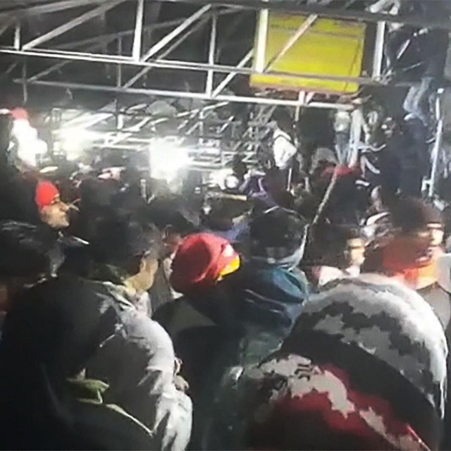 Prizori iz hrama Vaishno Devi
