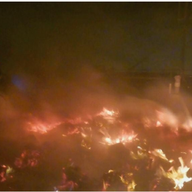 Neboder na Trgu požar, Zagreb
