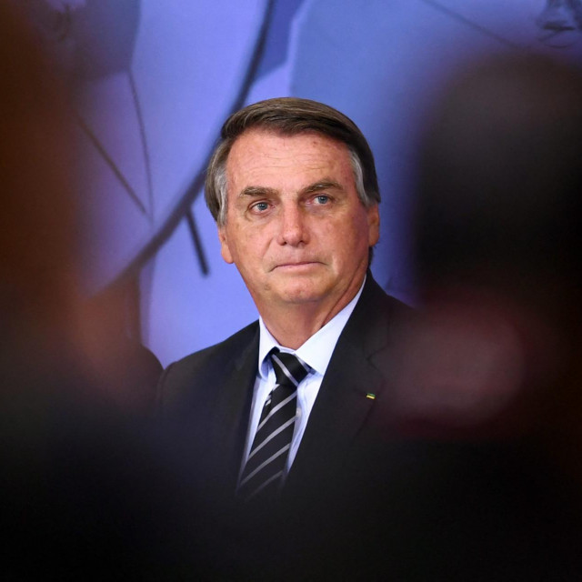 Otkad je izboden 2018. godine, Bolsonaro je više puta završio u bolnici