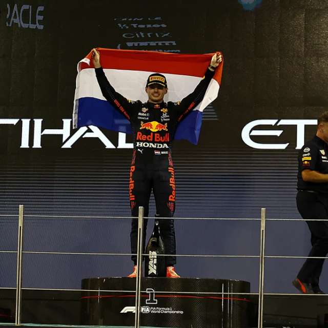 Max Verstappen nakon osvajanja F1 prvenstva
