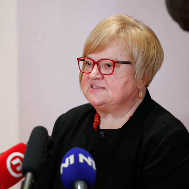 Anka Mrak Taritaš

