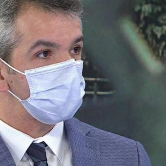 Doktor Zoran Barušić
