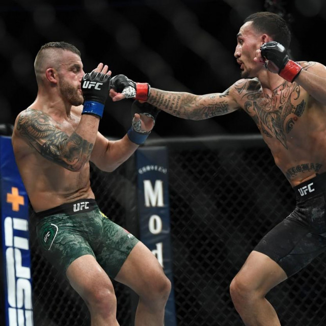 Max Holloway vs. Alexander Volkanovski
