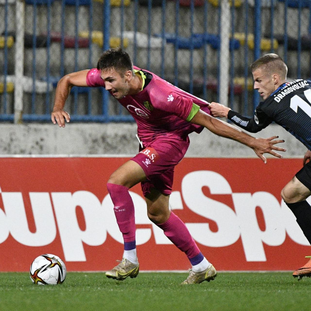 11 golova ove je jeseni zabio Beljo igrajući u dresu Istre, 11 golova jesenas su zajedno dali Mierez, Daku i Topčagić