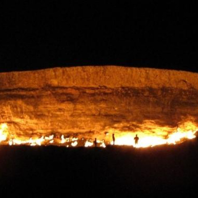 'Vrata pakla' u pustinji Karakum u Turkmenistanu
