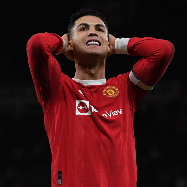 ”Kao jedan od lidera momčadi Ronaldo je vrlo zabrinut svime što se događa u Unitedu”, rekao je jedan izvor za medije