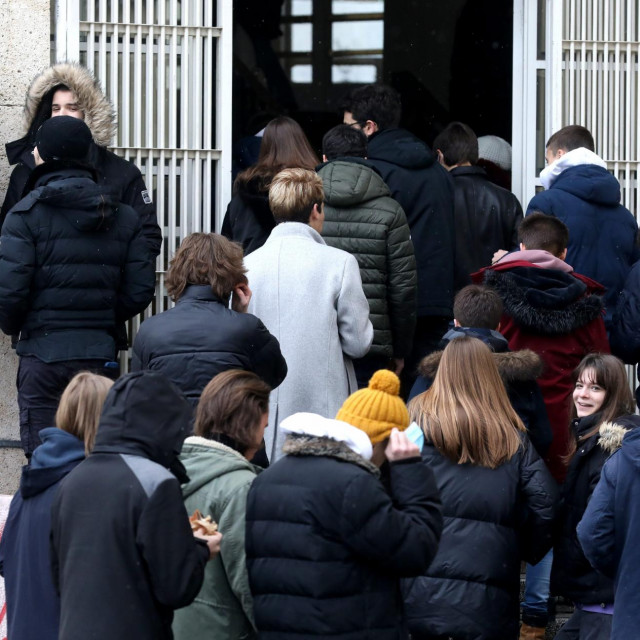 Povratak u učionice VII. gimnazije
