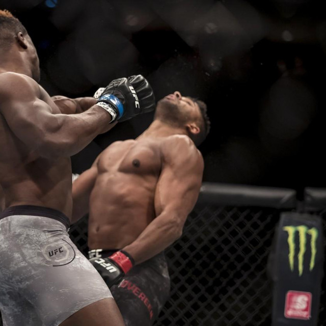 Francis Ngannou vs. Alistair Overeem
