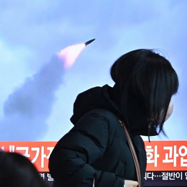 Sjeverna Koreja ispalila projektil
