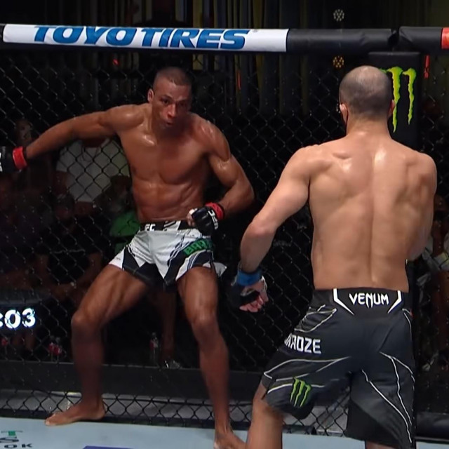 Barboza vs. Chikadze