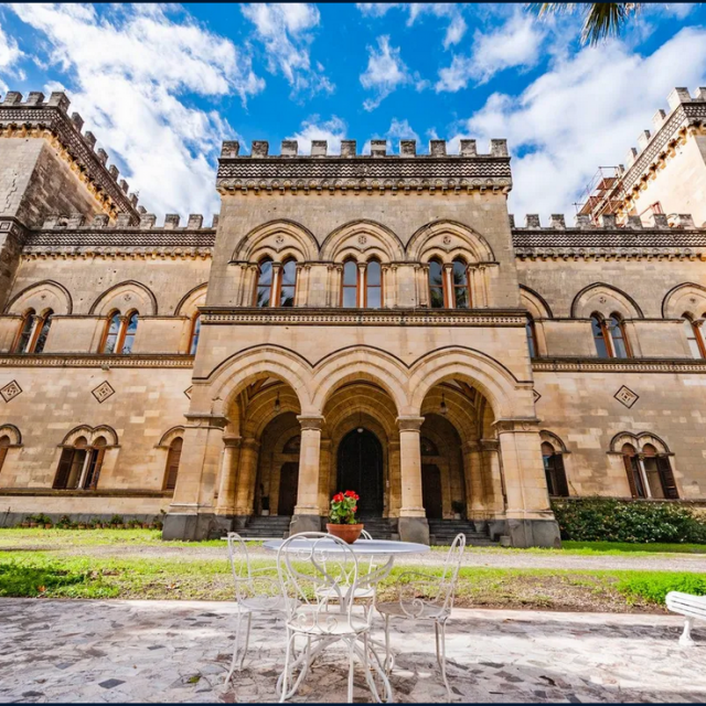 Dvorac iz filma Kum 3
