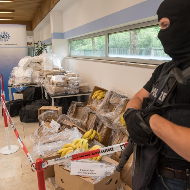 Kokain u pošiljci banana i specijalac/Ilustracija