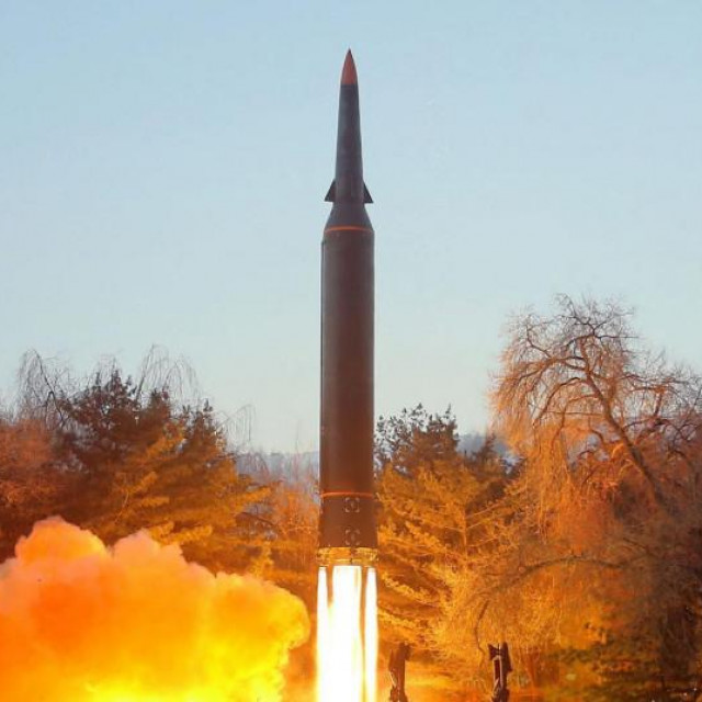 Test 'hipersonične rakete'
