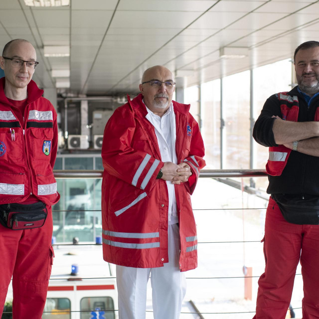 Liječnik Željko Glavaš, vozač Mario Macan i medicinski tehničar Mario Mlinarić
