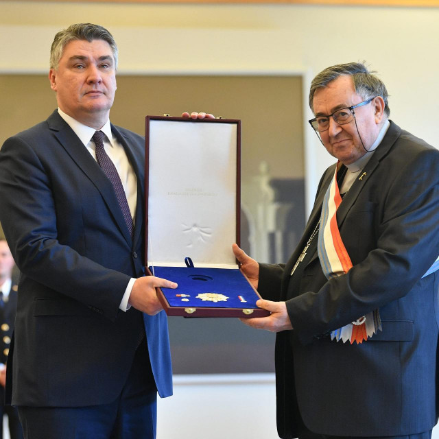 Predsjednik Zoran Milanović i kardinal Vinko Puljić
