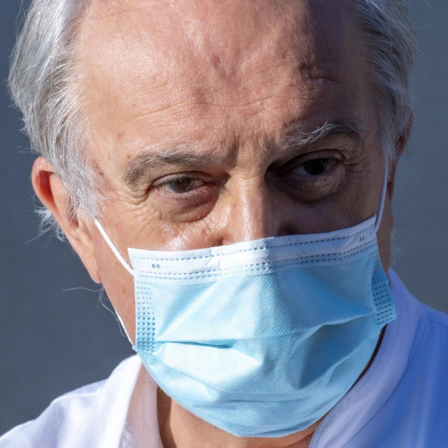 Dr. Ivo Ivić
