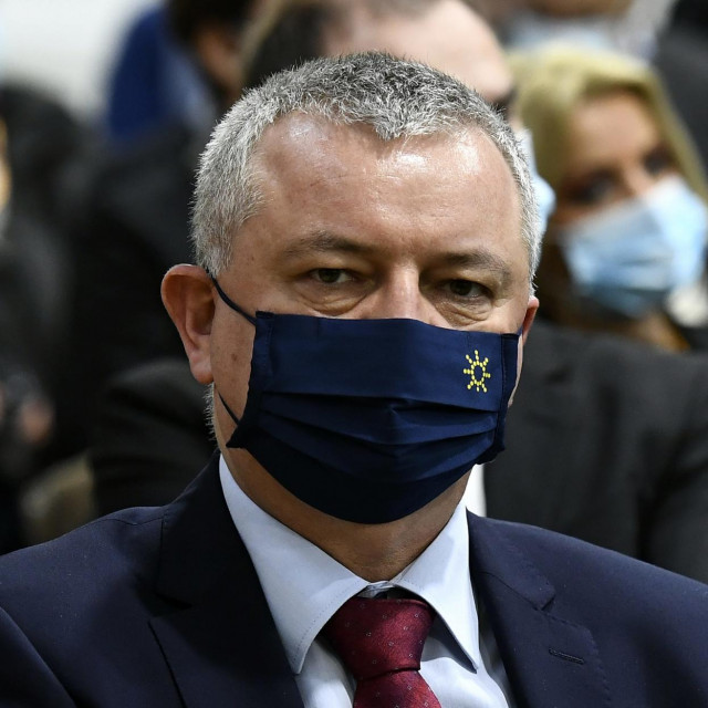 Ministar graditeljstva Darko Horvat
