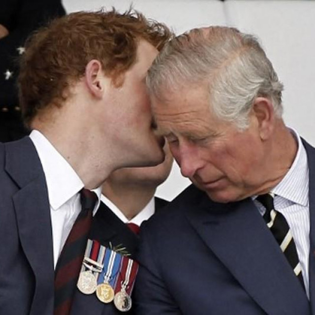 Prinčevi Harry i Charles

