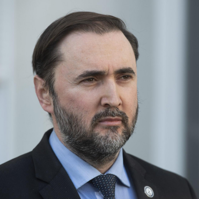 Dr. Krešimir Luetić, predsjednik Hrvatske liječničke komore.
