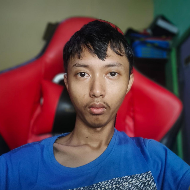 Sultan Gustaf Al Ghozali
